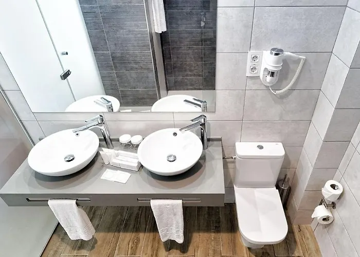 Nasas بلايا ديل إنغلز